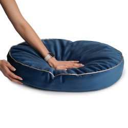 Soft & squashy Starfire's Luxury blue oval bed